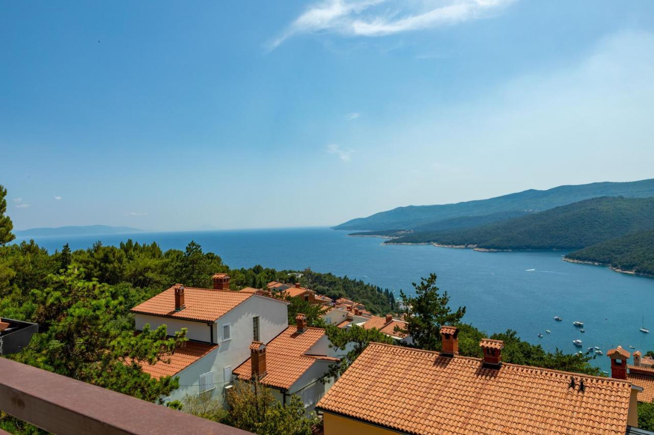 Apartments Rabac 828 エクステリア 写真