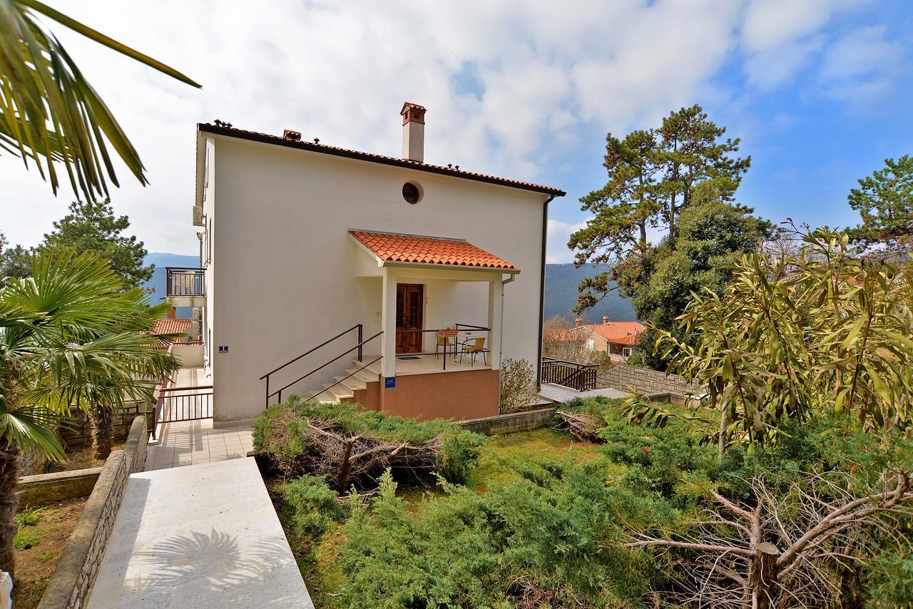 Apartments Rabac 828 エクステリア 写真