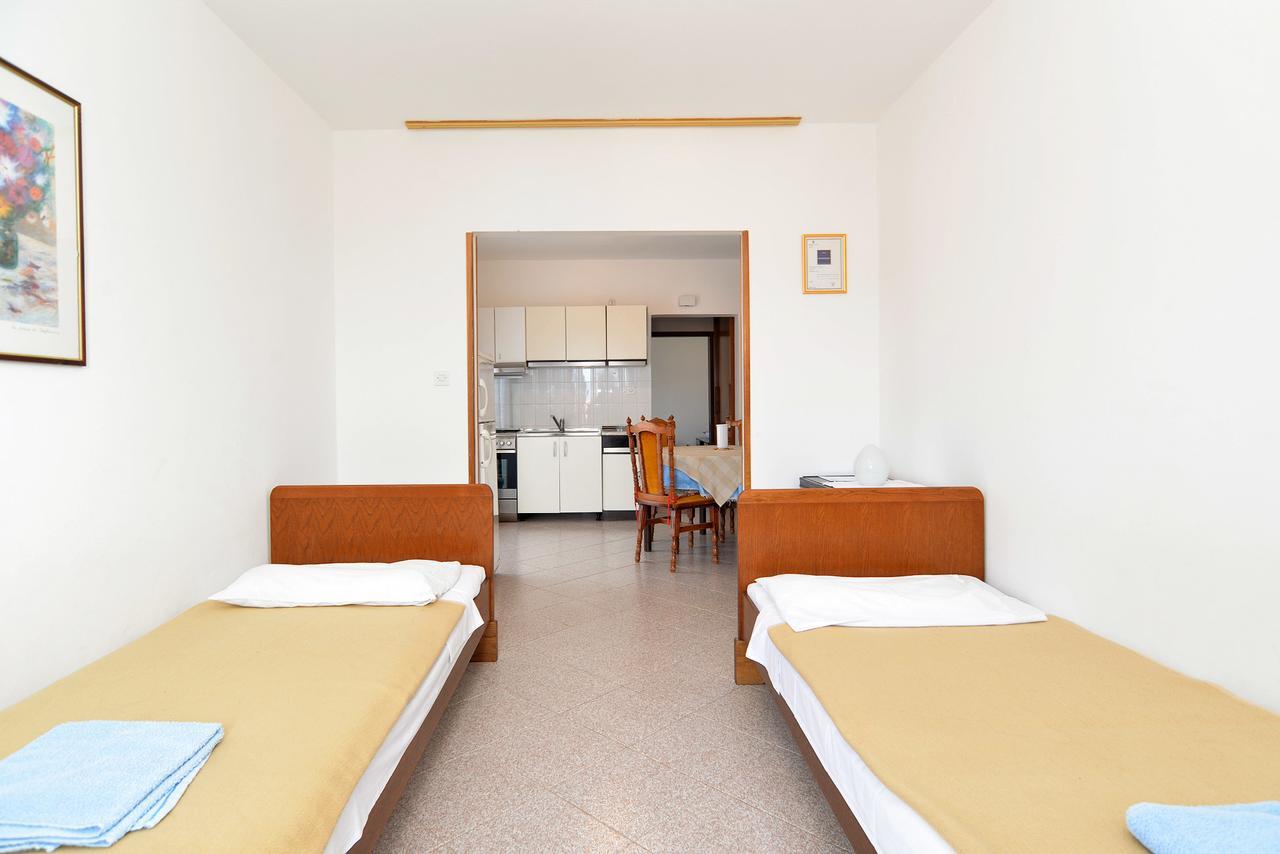 Apartments Rabac 828 エクステリア 写真